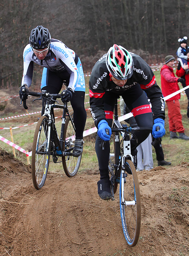 SuperCross CX Futam, dupla púp Viktorral