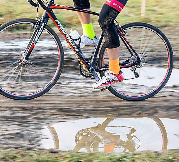 LOcarGO Veszprém Cross 2016, sár, pocsolya